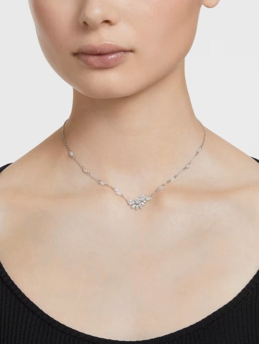 Swarovski Gema Flower Necklace in Rhodium 5644683- Like New